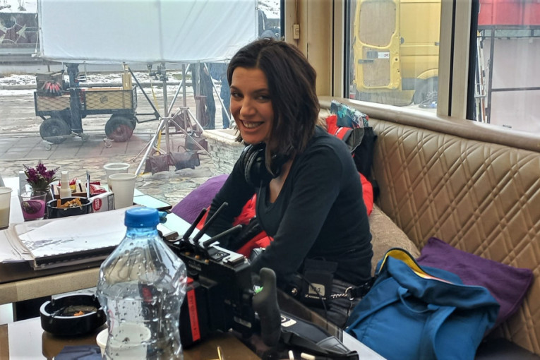 Anđela Jovanović i Jovana Stojiljković u filmu “Pukotina u ledu”:  Savremena i sirova bajka koja istražuje seksualnost žena