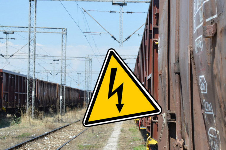 Radnika udarila struja u Pančevu! Ušao u strujno kolo iznad pruge