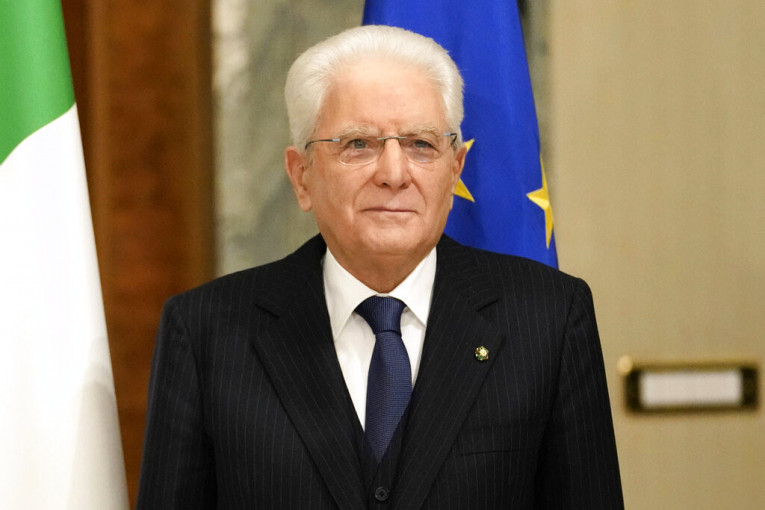 Matarela prihvatio da ostane na čelu Italije: Parlament nije našao drugog kandidata