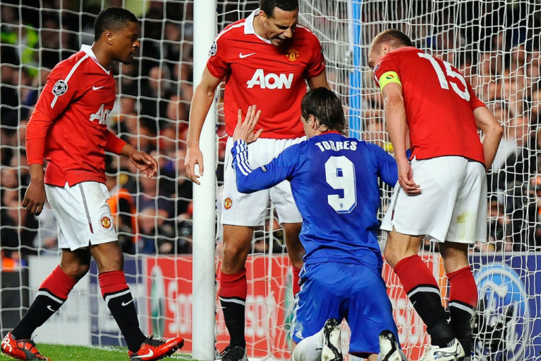 Imao sam užasne utakmice za Junajted, a Van Dajk ima samo jednu manu! Vidić otvorio dušu i rekao šta očekuje od "orlova" protiv Šaćirija