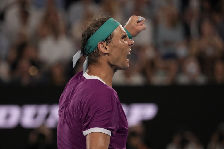 Ovo nikako ne odgovara Novaku! Kakvo ludačko finale, Nadal posle maratona osvojio Australijan open!