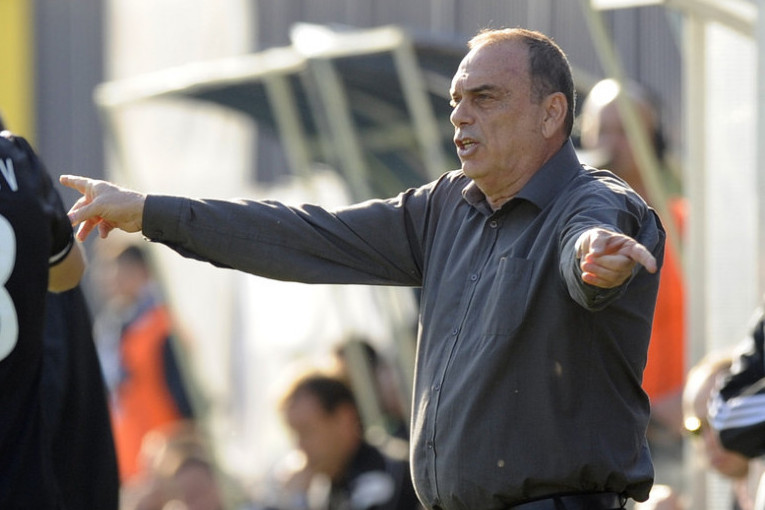 Bivši Partizanov trener negira optužbe: Prema svakome se ophodim sa poštovanjem