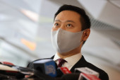 Ostavka zbog partijanja ipak pala, ali u Hongkongu: Ministar se povukao jer je bio na zabavi tokom lokdauna