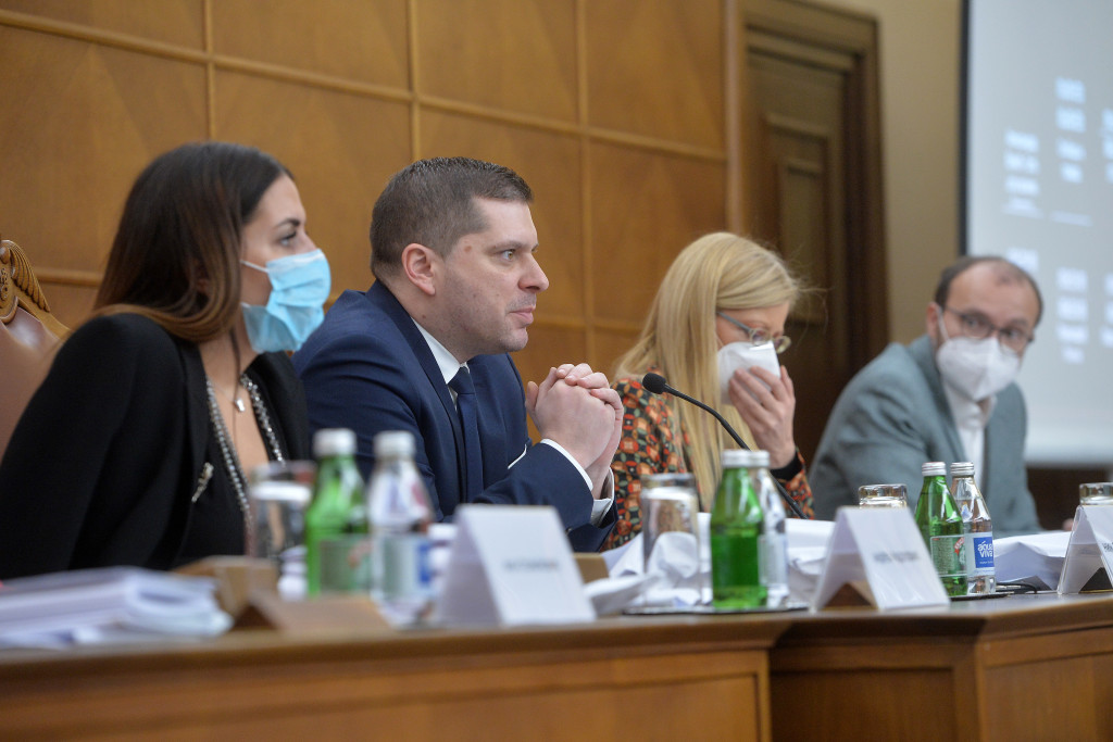 Vesić na sednici Skupštine Beograda otkrio deset stvari koje će razlikovati prestonicu danas i 2030. godine