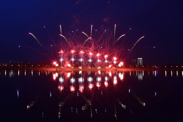 Kineska Nova godina počinje sutra: Pogledajte veličanstven vatromet u prestonici - sijala i Kula Beograd (FOTO/VIDEO)