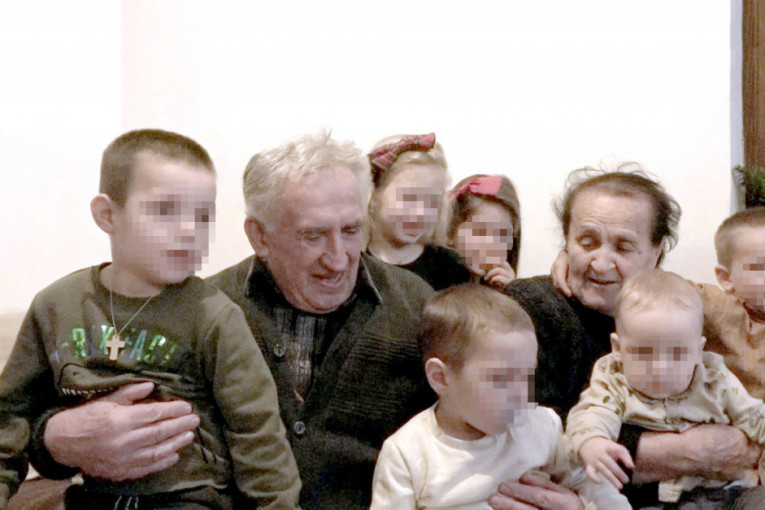 Priča porodice Erić iz Gornjih Banjana ostavlja bez reči: Nastradalo šest sinova, seme bilo pred zatiranjem, a onda se desilo čudo (FOTO)