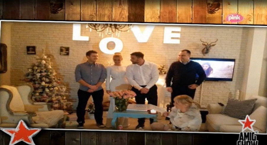 Nataša Bekvalac prekršila dogovor sa bivšim, objavila slike sa tajnog venčanja obavljenog u stanu (FOTO)