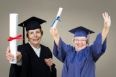 Diplomirala na FPN u 60. godini: Ostvarila cilj, ali nije najstarija studentkinja - prestiže je baka sa Ekonomskog!