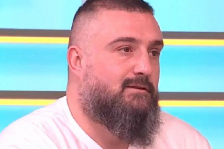 Najluđa i najlepša priča godine: Porođaj, policija, rotacija, pratnja do bolnice i neverovatan epilog!