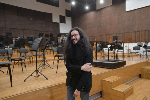 "Novi Paganini" večeras u Beogradu: Nemanja Radulović osmi put sa Filharmonijom