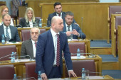 "Abazović želi da smeni Krivokapića, Krivokapić želi da smeni Abazovića, i  kada treba da se suoče pred javnošću nema ni jednog ni drugog"