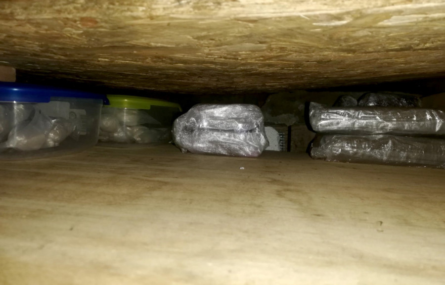 Oko pet kilograma heroina zaplenjeno u Aranđelovcu: U stanu narko-dilera i kokain i novac