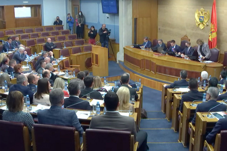 Mandić posle pada vlade u Crnoj Gori: Propustili smo šansu, DPS želi povratak na vlast