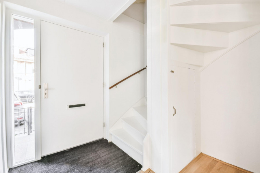 Sedam mesta u domu koja nikada ne bi trebalo da koristite za odlaganje stvari, a verovatno to radite