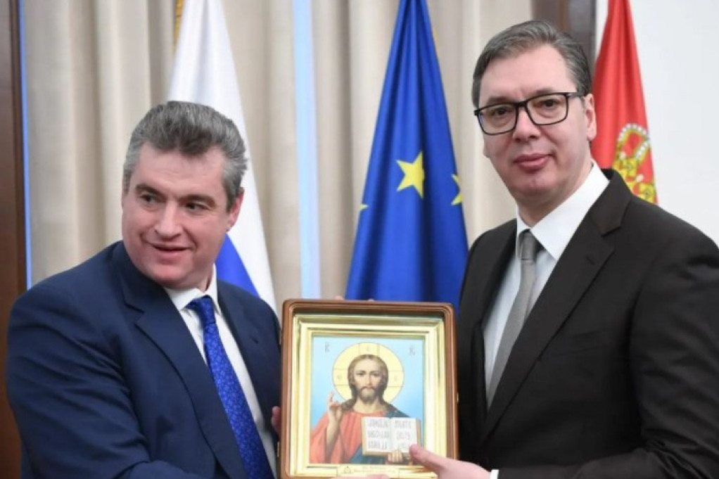 Za predsednika Vučića poklon od patrijarha Kirila