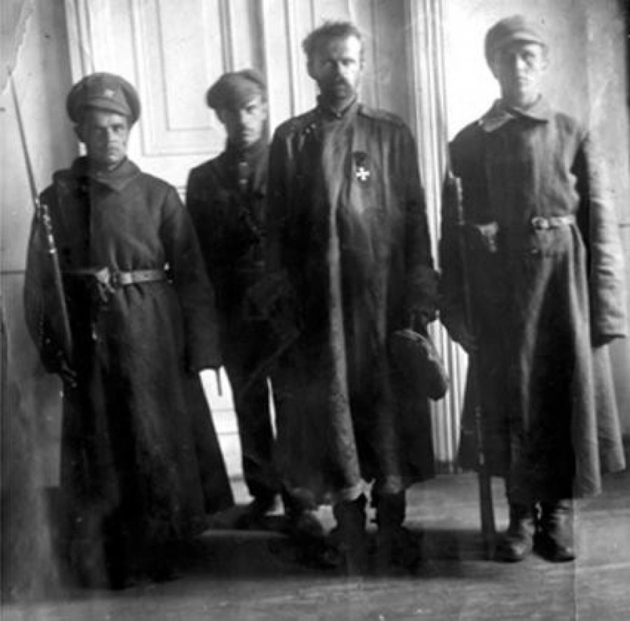 “Bog rata” se borio protiv komunizma: Nemac do kraja bio veran ruskom caru, sa Mongolima pokušao da odbrani monarhiju u Rusiji (FOTO)