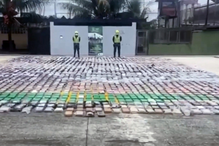 Opet pao tovar Balkanskog kartela: Kolumbijska policija zaplenila 2,3 tone kokaina vrednog 80 miliona dolara!  (FOTO/VIDEO)
