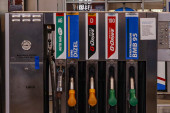Na pumpama dizel ispod maksimalne cene: Naftaši našli računicu