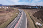 Neverovatni prizori sa obilaznice oko Čačka: Tokom udarnog vikenda prazna - ovde su nekada bile kilometarske kolone (FOTO)
