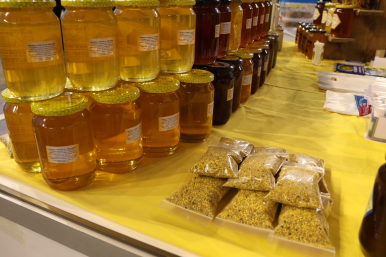 Očekuje se rekordna proizvodnja meda: Odakle smo ga uvozili, a gde ga najviše izvozimo?