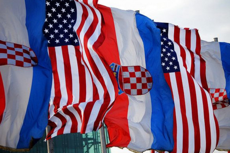 Hrvati su jedina nacija na svetu koja slavi kad dođu Amerikanci