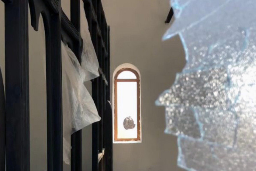 Kancelarija za KiM i Ministarstvo kulture osudili napade na svetinje (FOTO)