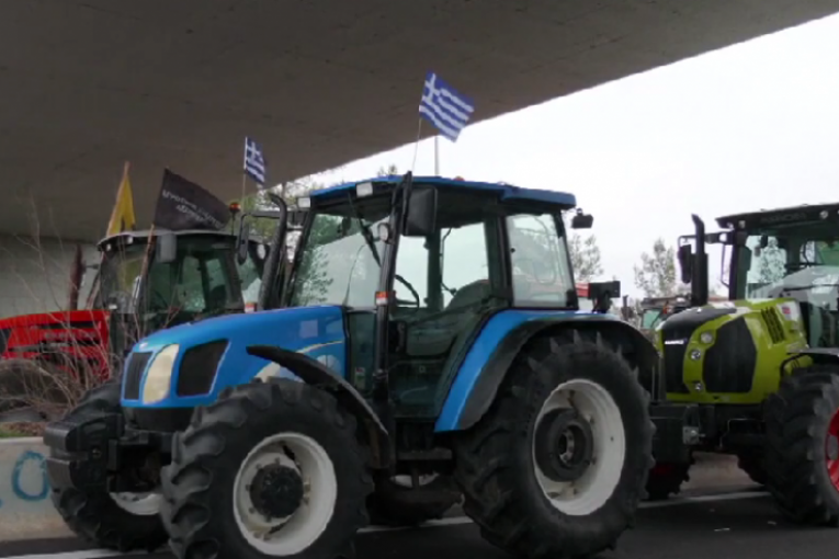 Grčki poljoprivrednici prete blokadom puteva zbog rasta cena goriva