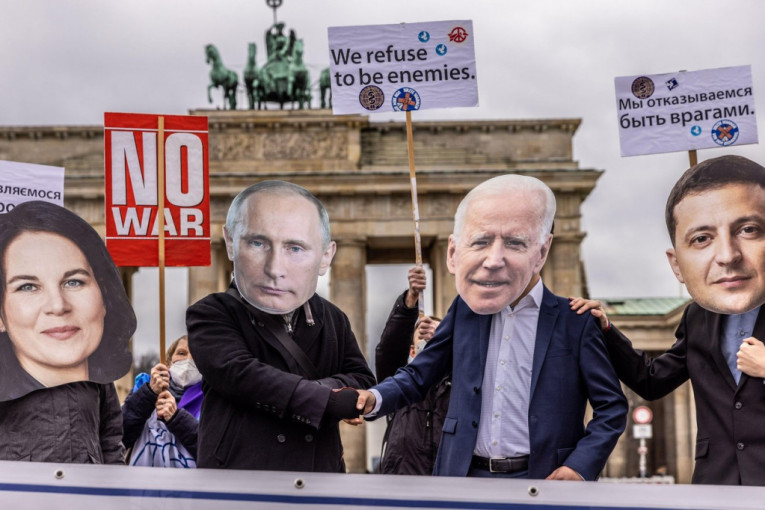 "U centru ukrajinske krize uopšte nije Kijev, već Nemačka!": Cela ratnohuškačka kampanja SAD usmerena je na jednog čoveka, a evo i zašto
