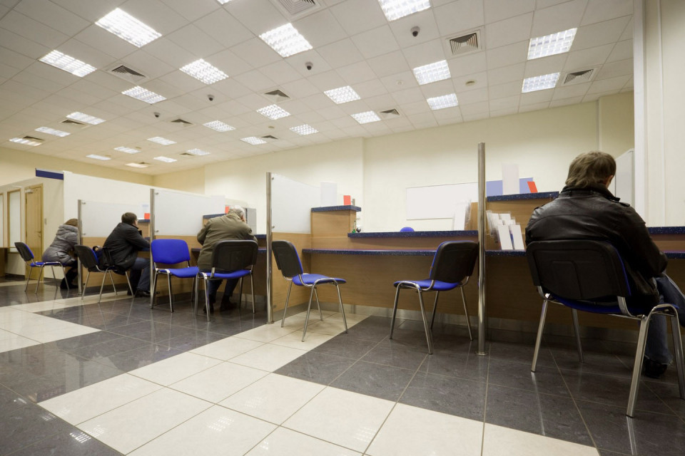 Ne čekajte redove na šalterima: Ovo je najbrži način da platite porez na imovinu!