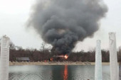 Prvi snimci velikog požara na Adi: Gori restoran, šest ekipa upućeno na teren