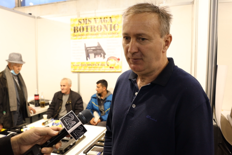 "Alo, ovde košnica": I srpski pčelari imaju keca u rukavu protiv promene klime (FOTO+VIDEO)