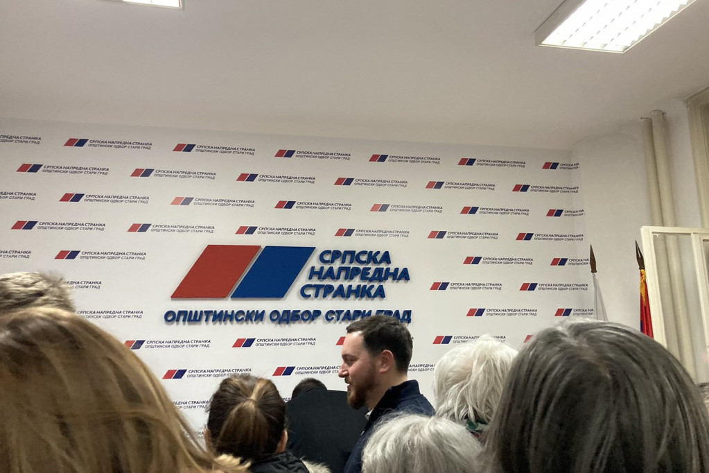 Sutra u 10 časova: Zakazana sednica Predsedništva Srpske napredne stranke!