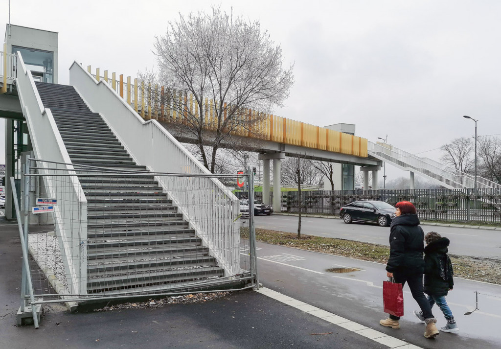 Pasarela kod Ade Ciganlije još uvek nije prohodna: Rokovi probijani nekoliko puta, nikome nije jasno šta se čeka!?