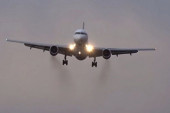 Drama u avionu Mančester sitija: Tragedija izbegnuta u poslednjem trenutku, morali prinudno da slete u Liverpul! (VIDEO)