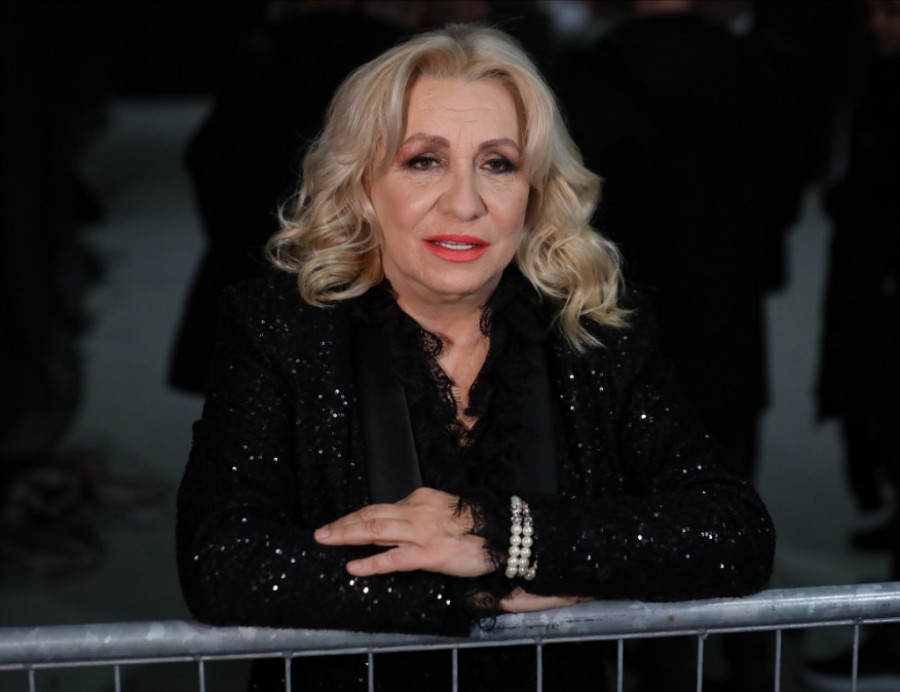 Posle dve godine, Vesna Zmijanac izašla pred publiku: Ovo je za najodanije! Nikolija i Relja ne dolaze (FOTO/VIDEO)