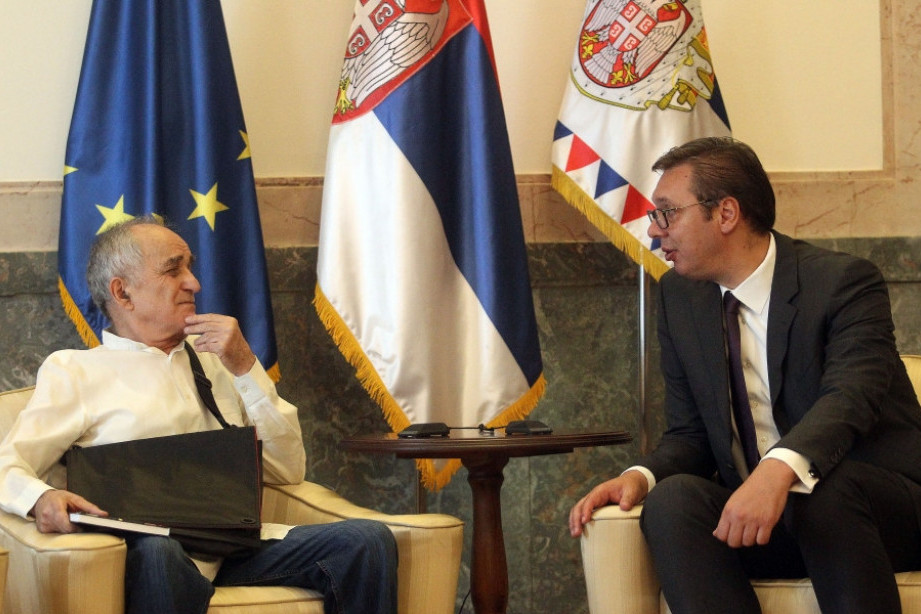 Vučić otkrio prvo ime koje će biti na listi SNS: "Najveći naučnik današnjice, prihvatio je poziv"