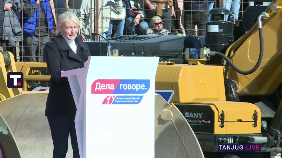 Vučić otpočeo kampanju:  "Posle svih uvreda, napada i laži, idemo da im pokažemo da istina i dela ne mogu da budu pobeđeni!"