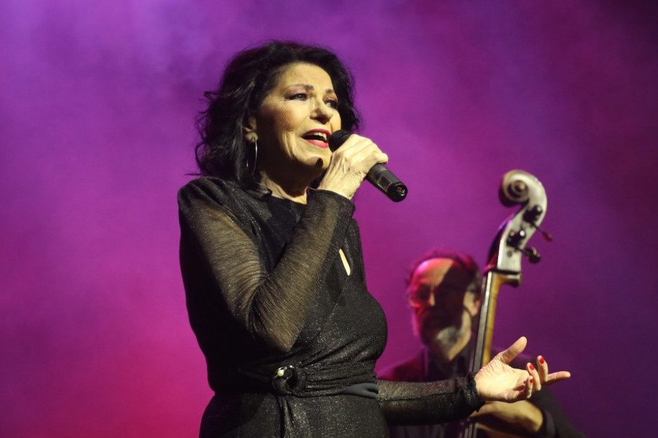 Beti Đorđević emotivnim koncertom proslavila 50 godina karijere: Sanjam svoj san na javi zajedno sa vama (FOTO)