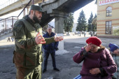Stravične posledice ukrajinske agresije: Čak 950.000 stanovnika Donbasa traži rusko državljanstvo! (FOTO)