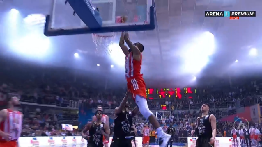 Sa puta "Šilbovanja" do ljubimca navijača: Bajkovit put Ostina Holinsa u dresu Crvene zvezde!