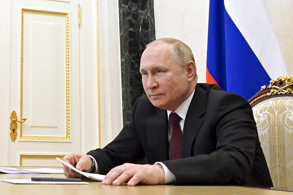 Putin postrojio saradnike: Jedan zamuckivao, drugi se preznojavao! Ruski predsednik procedio kroz blagi osmeh - "Govorite glasno!"