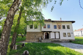 Na ovom mestu čuva se izvorni grb dinastije Obrenović: Konak Gospodara Jovana najstarija građevina u Čačku (FOTO)