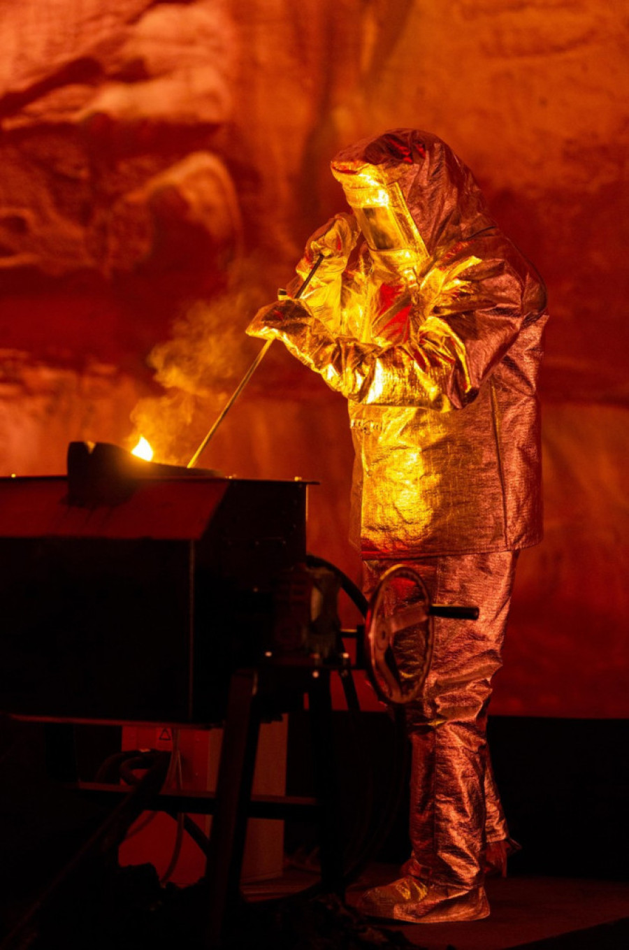 Primitivno kuvanje na užarenom toku lave - to je kulinarski doživljaj moguć samo na ovom mestu