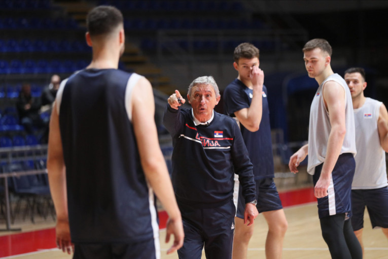 Pešić sprema ekipu za Slovačku i ističe da nije sjajno: Nekoliko igrača je još sa nama koji su pod povredama i bolestima različite vrste