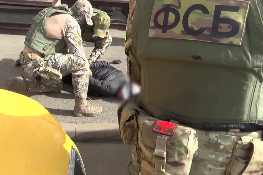 FSB uhapsila muškarca koji je nameravao da postavi bombu za Ukrajinu: Meta mu bili dalekovodi na Krimu (VIDEO)