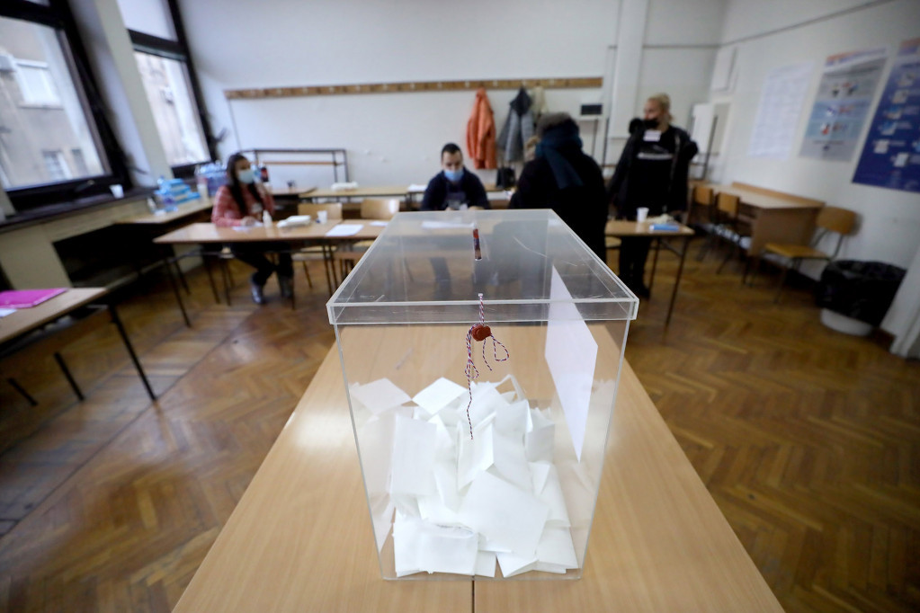 RIK: Ponavljanje parlamentarnih izbora na 54 biračkih mesta, predsedničkih na 35