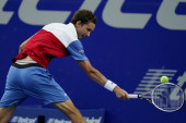 Medvedev sve bliže Đokovićevom prvom mestu! Rus igrao u majici koja je zapala za oko Novakovom "mrzitelju"