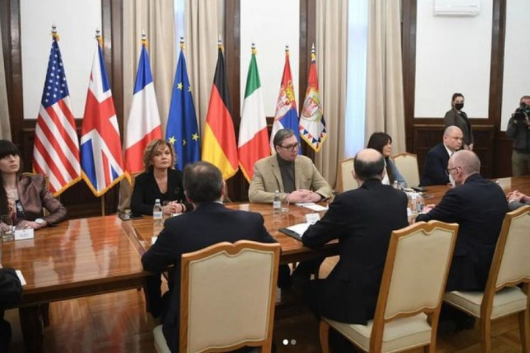 "Sve informacije u narednih 36 sati": Vučić se sastao sa ambasadorima Kvinte i šefom Delegacije EU u Srbiji (FOTO)