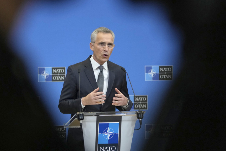 NATO nadgleda situaciju u Ukrajini: Pojačane snage na istoku Evrope - za sada ne planiraju akciju