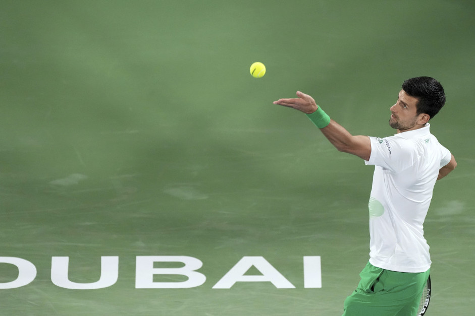 Besmrtni Đoković ponovo na terenu! I Dubai će se pokloniti kralju teniske igre!